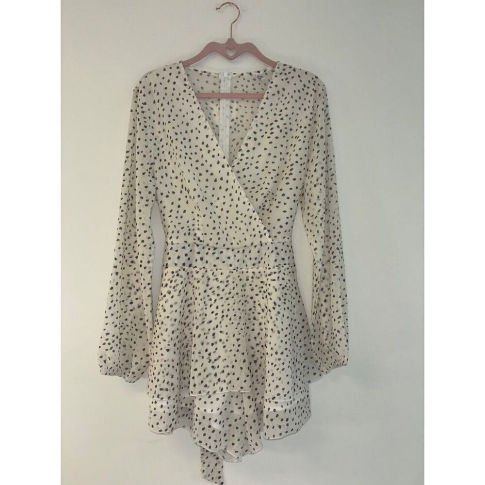 Women’s classic fashion Sz Med dressy romper long sleeve peplum Bell Sl Polkadot